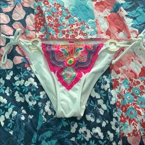 Victoria’s Secret swimsuit bottoms size S
